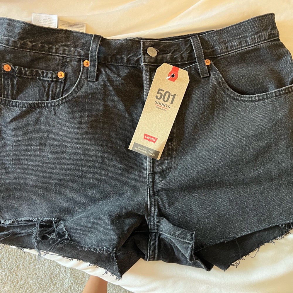 Levi high rise 501 shorts! NWT